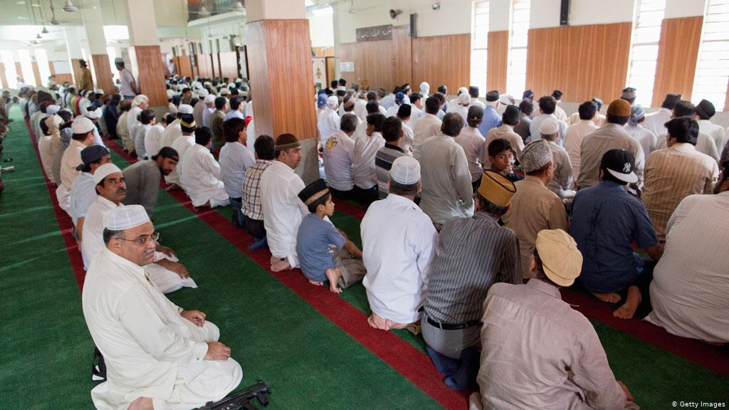 Ahmadiyah di Pakistan: Kebijakan Diskriminatif dan Politik Islam Fundamentalis